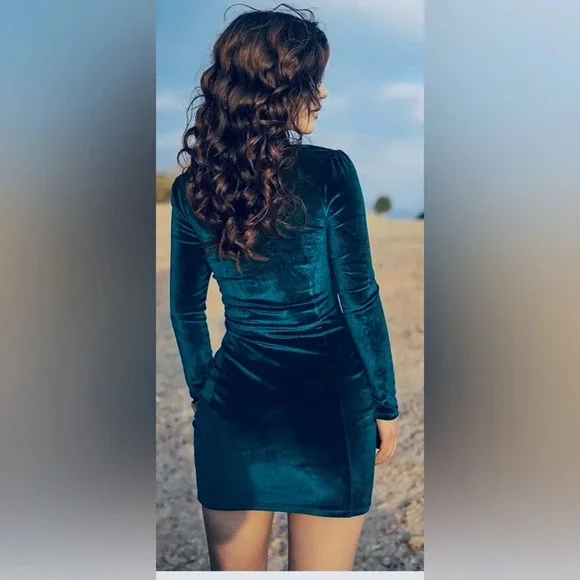 GOBLES Green Velvet Bodycon Dress L Long Sleeve Square Neck Mini - Picture 3 of 7